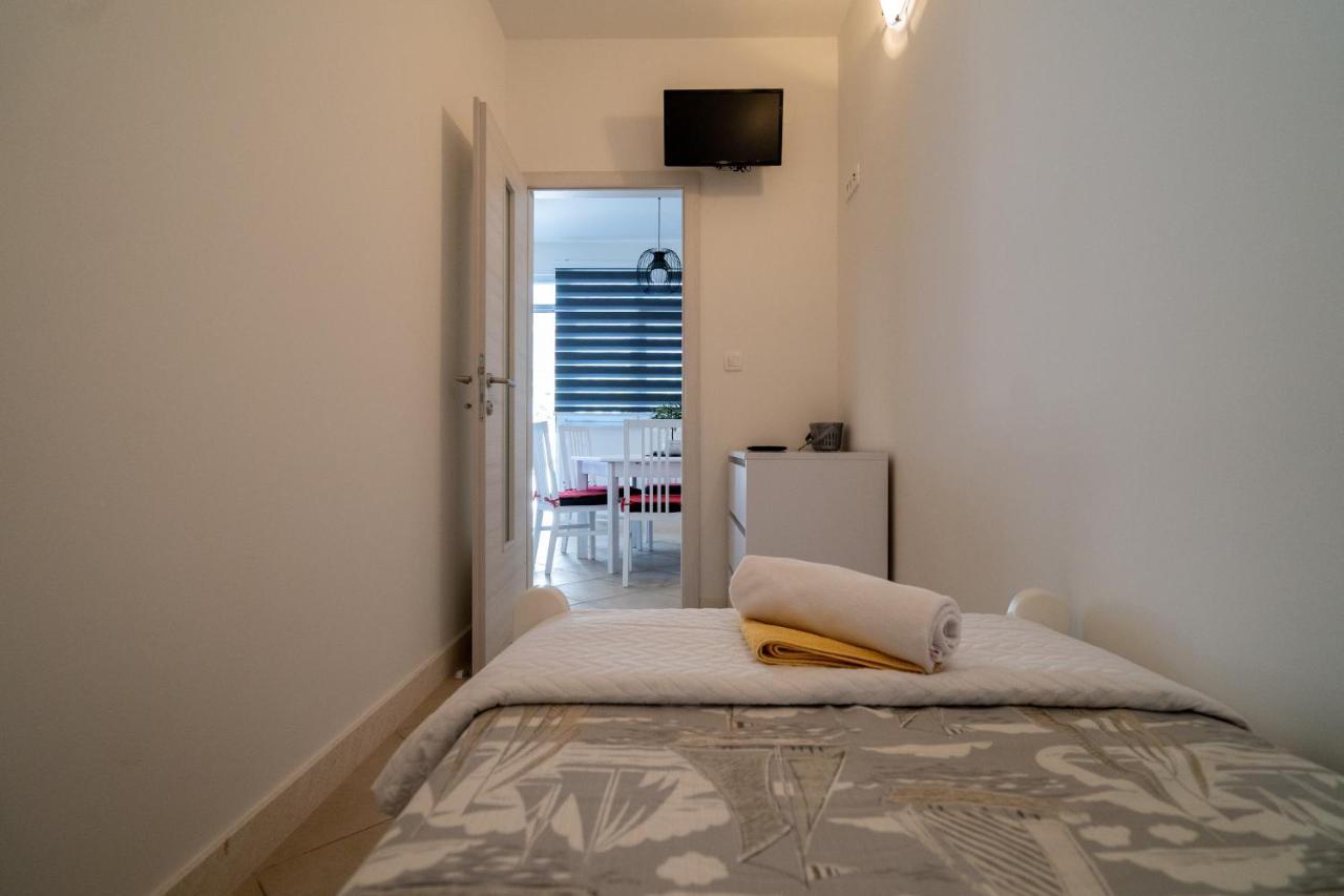 Apartman Dupin Dugi Rat Luaran gambar