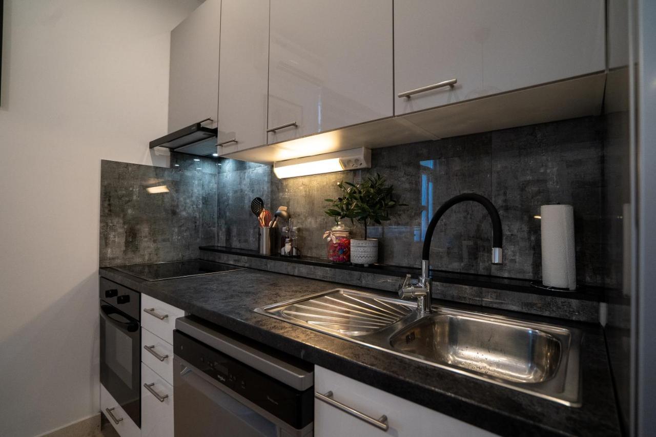 Apartman Dupin Dugi Rat Luaran gambar
