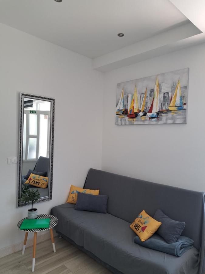 Apartman Dupin Dugi Rat Luaran gambar